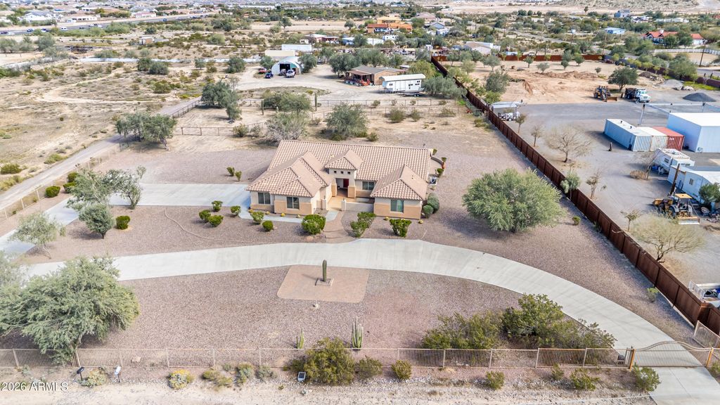 Photo of 35219 N Ellsworth Avenue, San Tan Valley, AZ 85144 (MLS # 6990001)