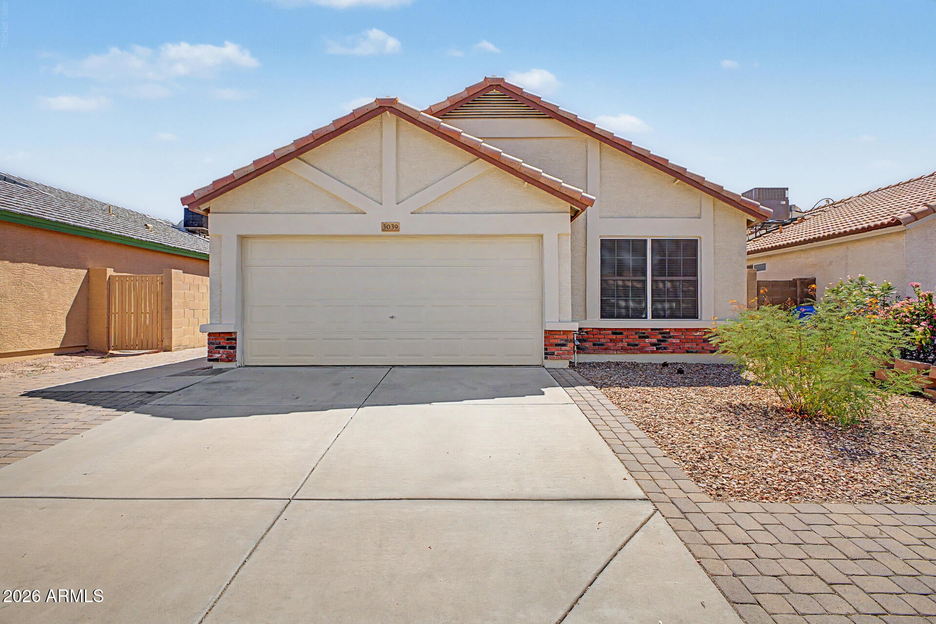 3039 W MATTHEW Drive