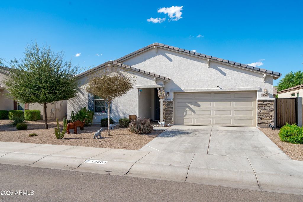 Photo of 19360 W Jackson Street, Buckeye, AZ 85326 (MLS # 6919278)