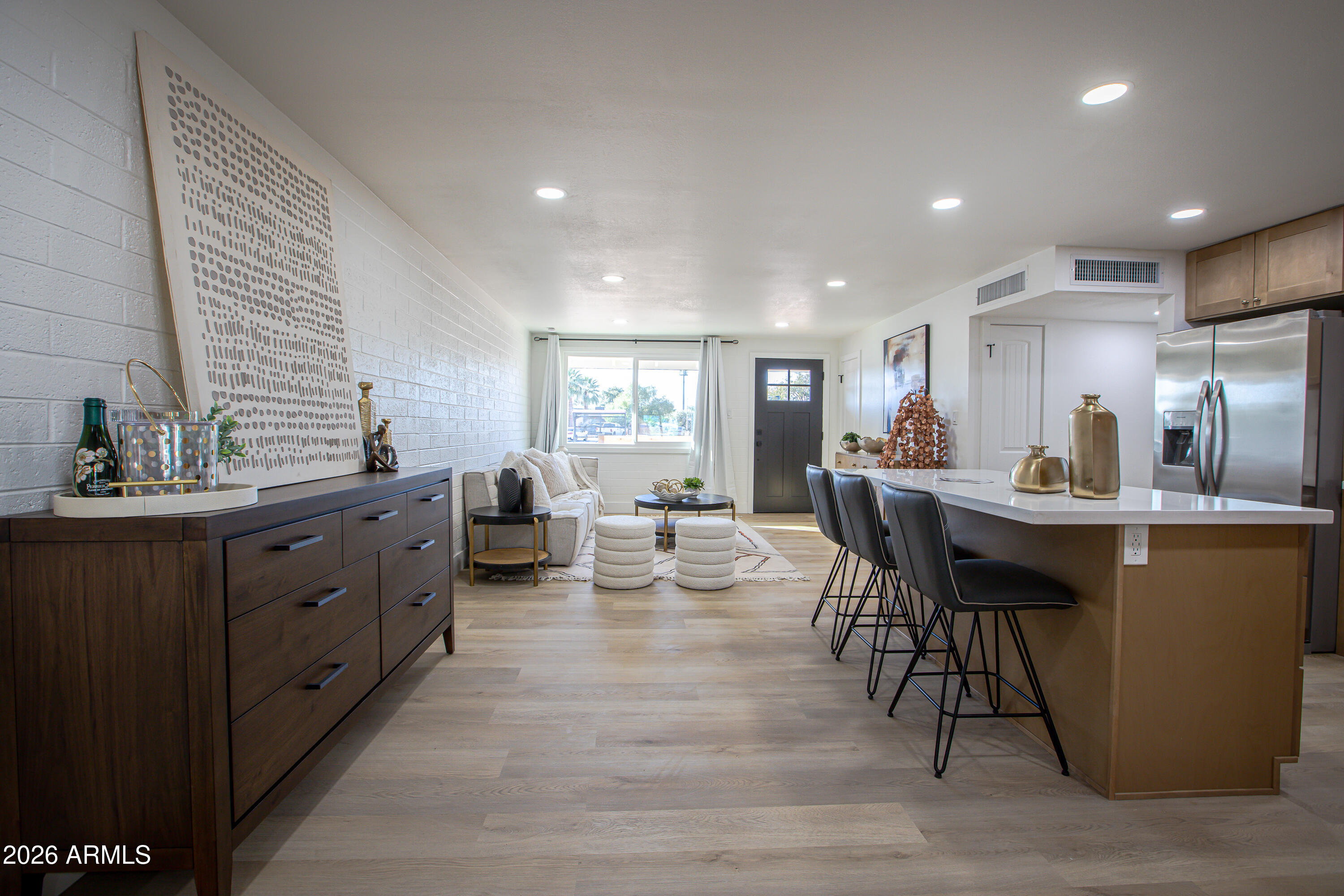 3451 E THUNDERBIRD Road