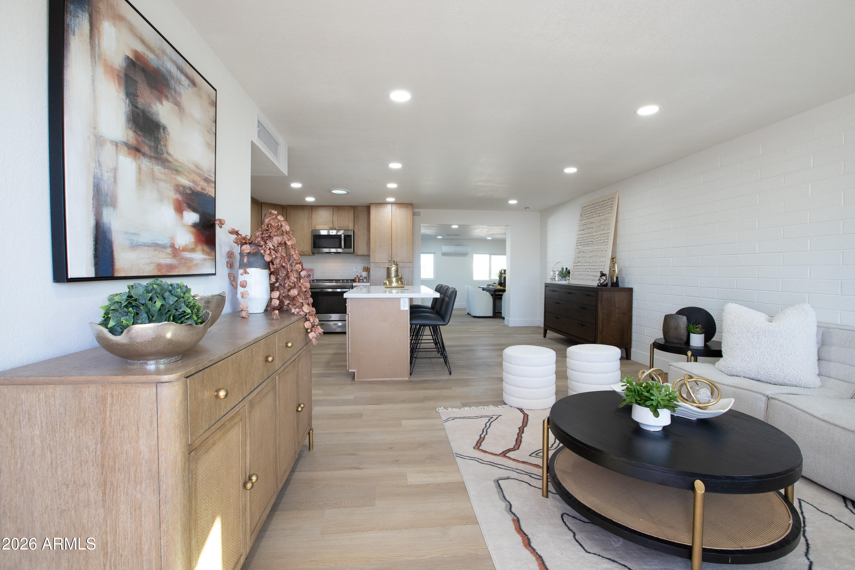 3451 E THUNDERBIRD Road