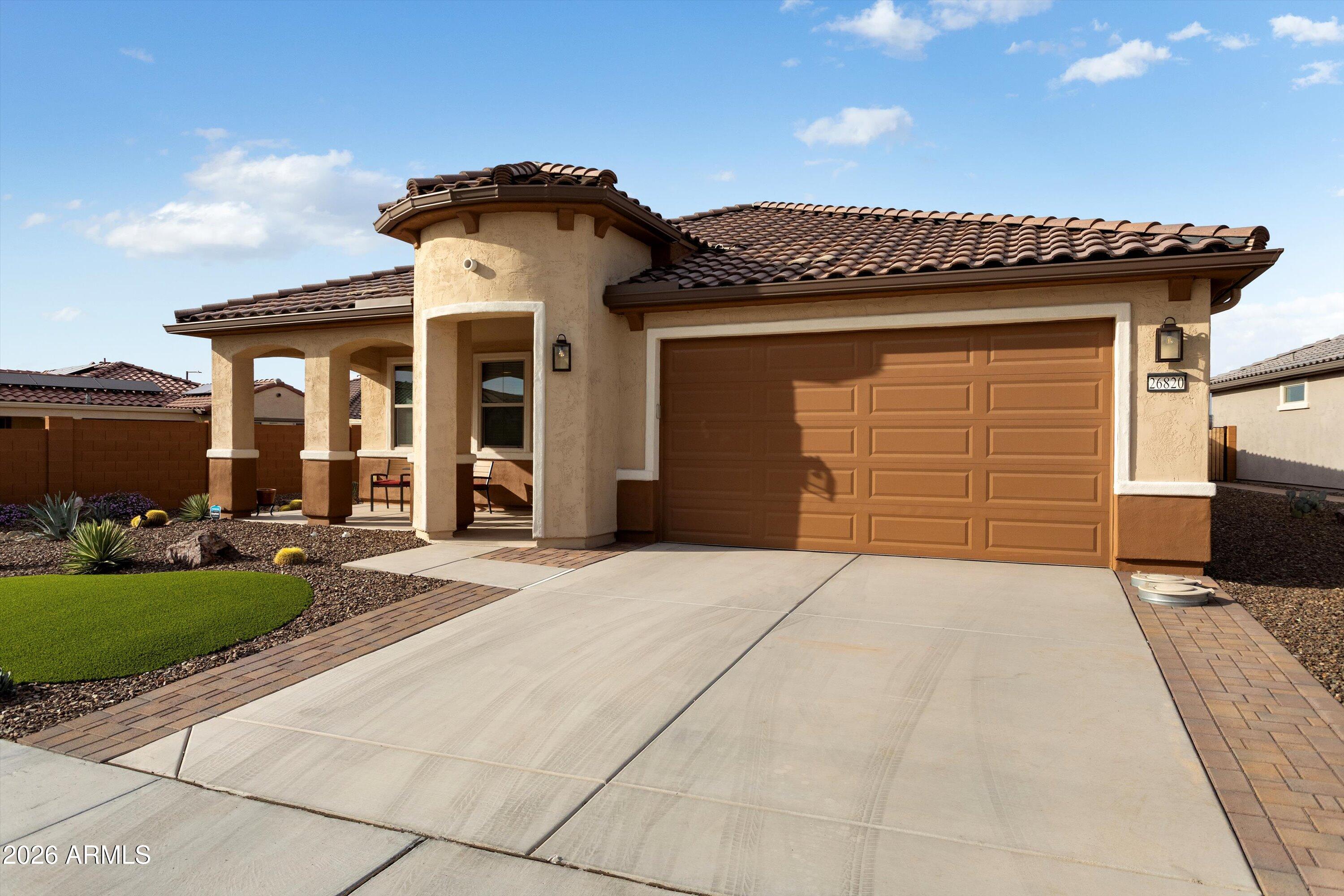 26820 W KERRY Lane