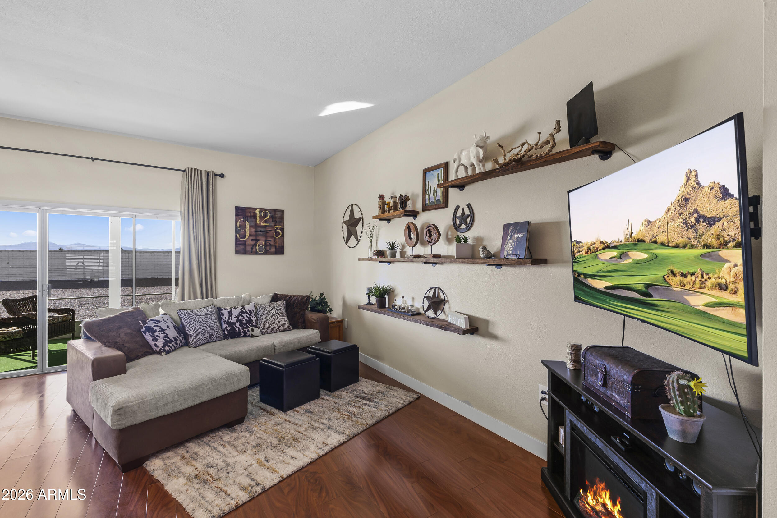 11153 W PALMERAS Drive