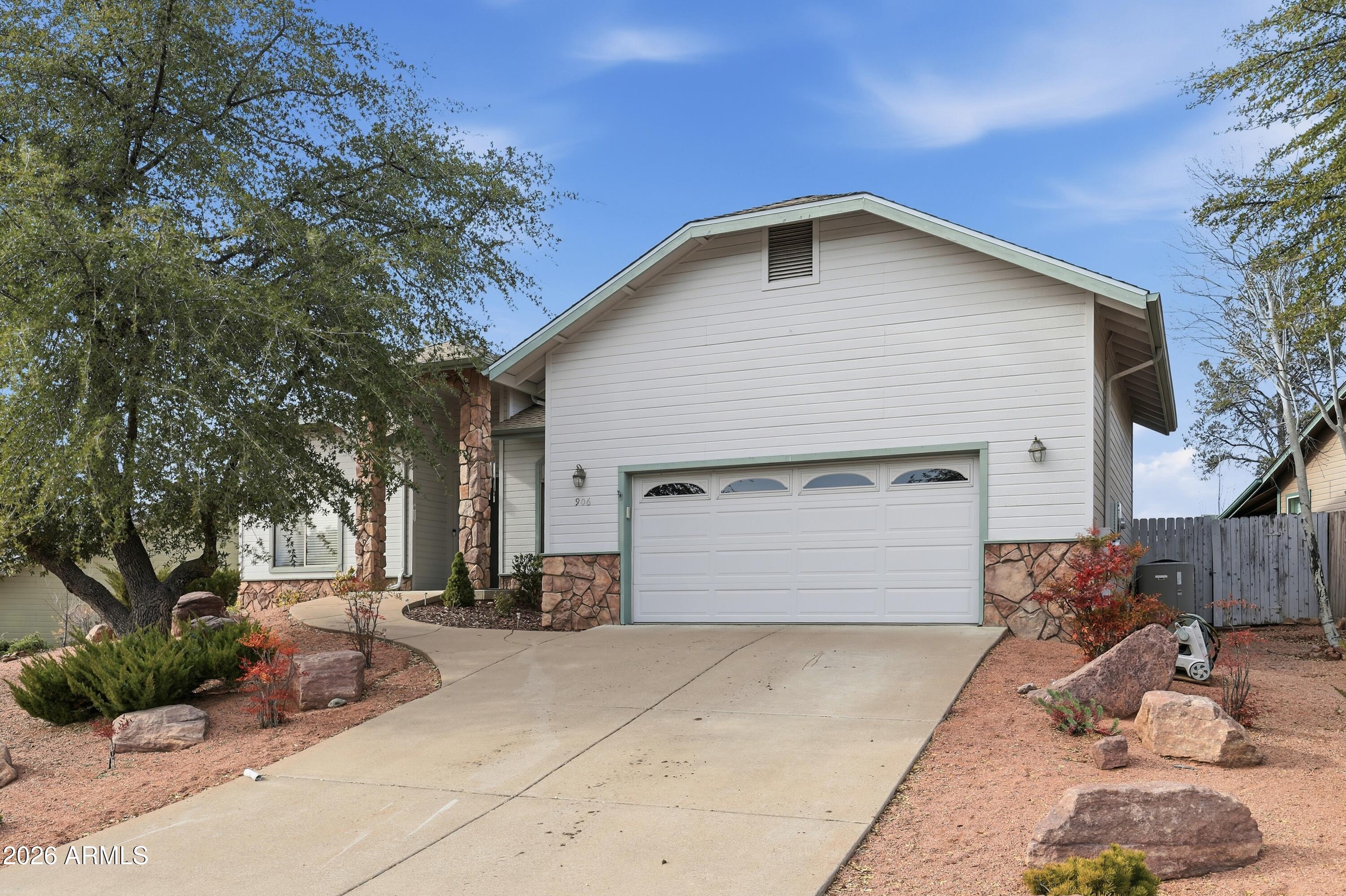 906 W WILDERNESS Trail