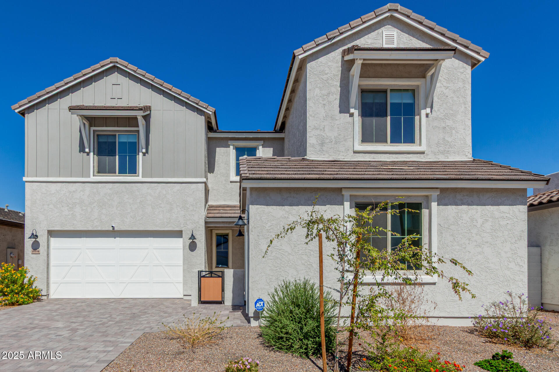 18038 W VOGEL Avenue
