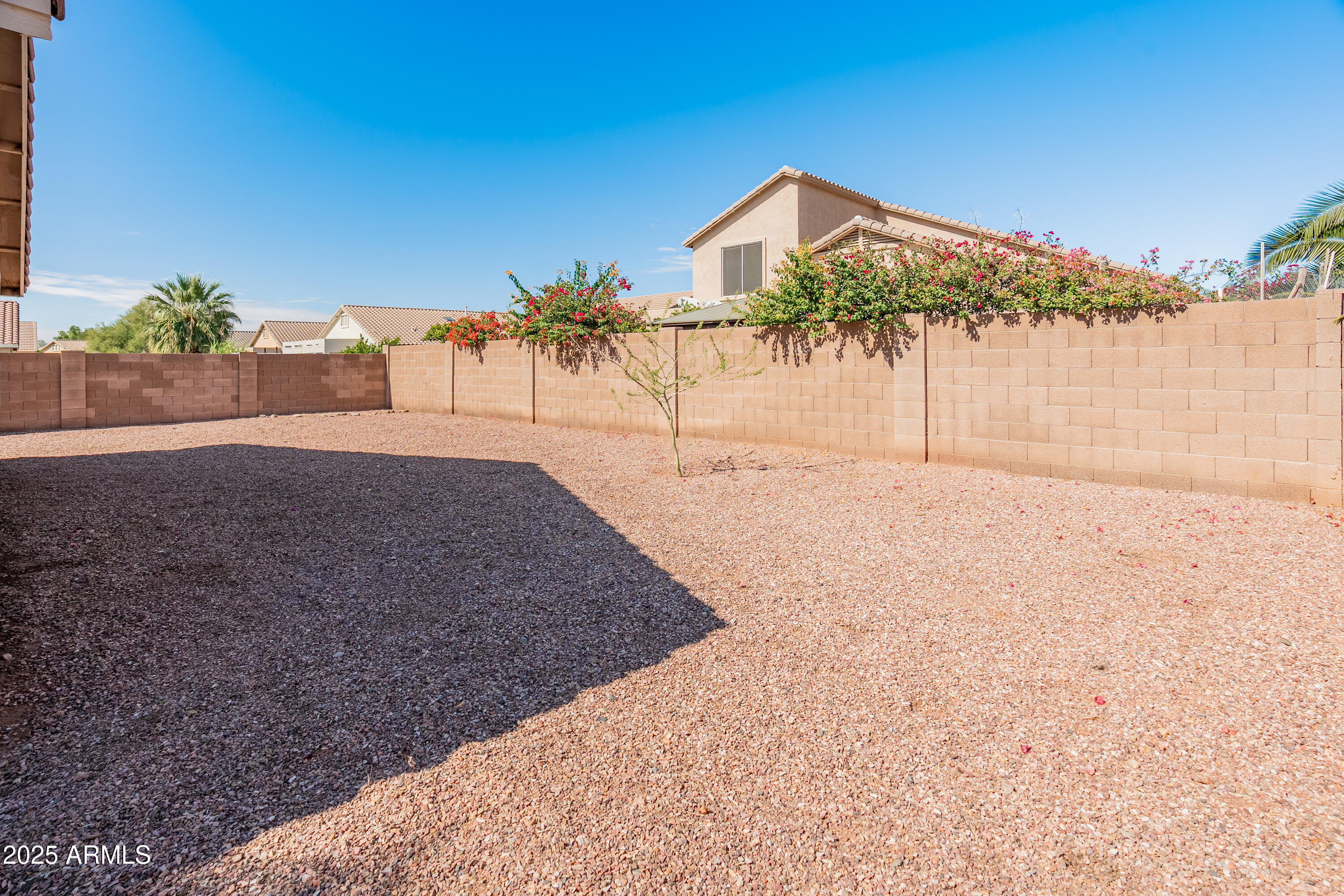 Glendale, Arizona 85303, United States, 3 Bedrooms Bedrooms, ,2 BathroomsBathrooms,Residential,Active,232013