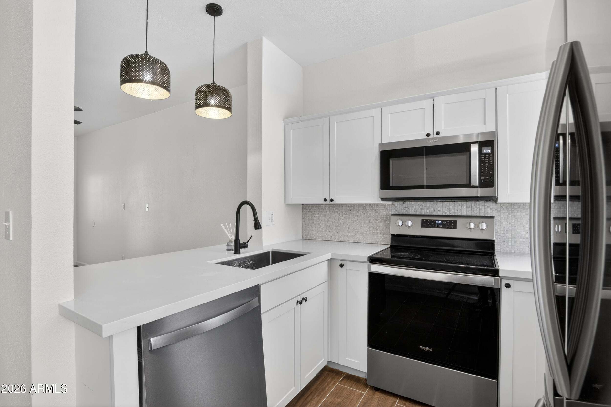 1970 N HARTFORD Street 59