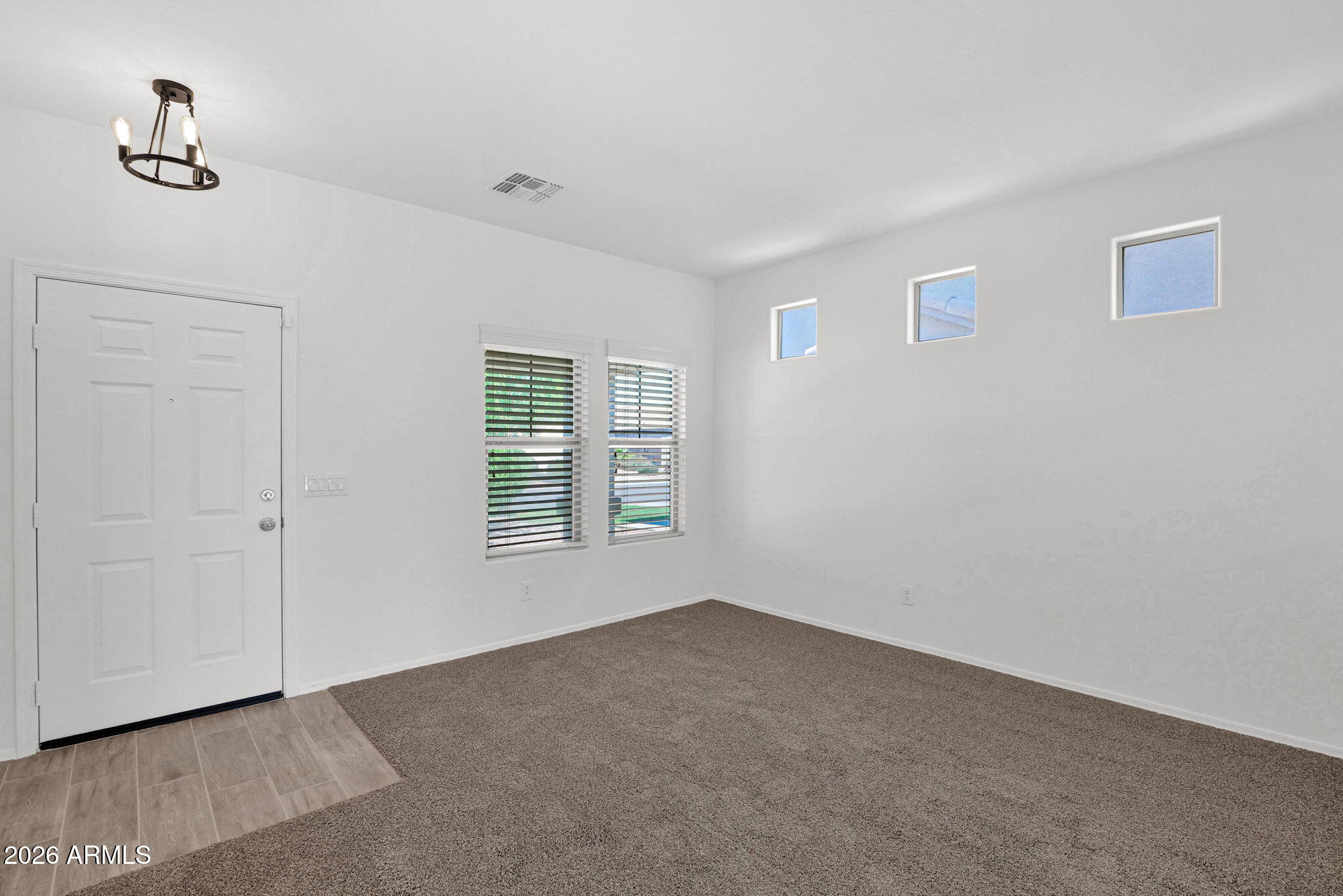 411 E CHRISTOPHER Street