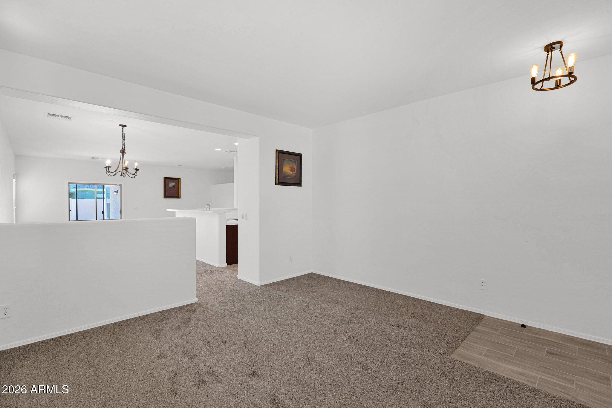 411 E CHRISTOPHER Street