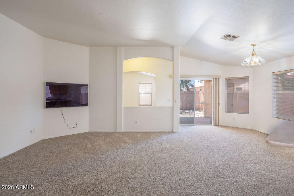 6762 W DEL MAR Lane