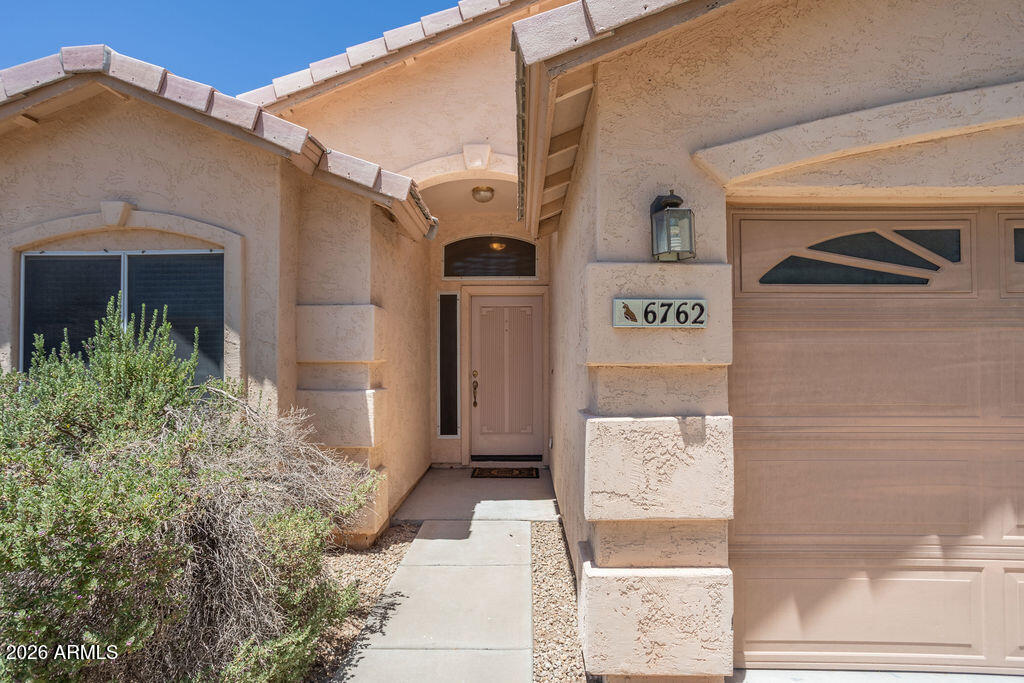 6762 W DEL MAR Lane