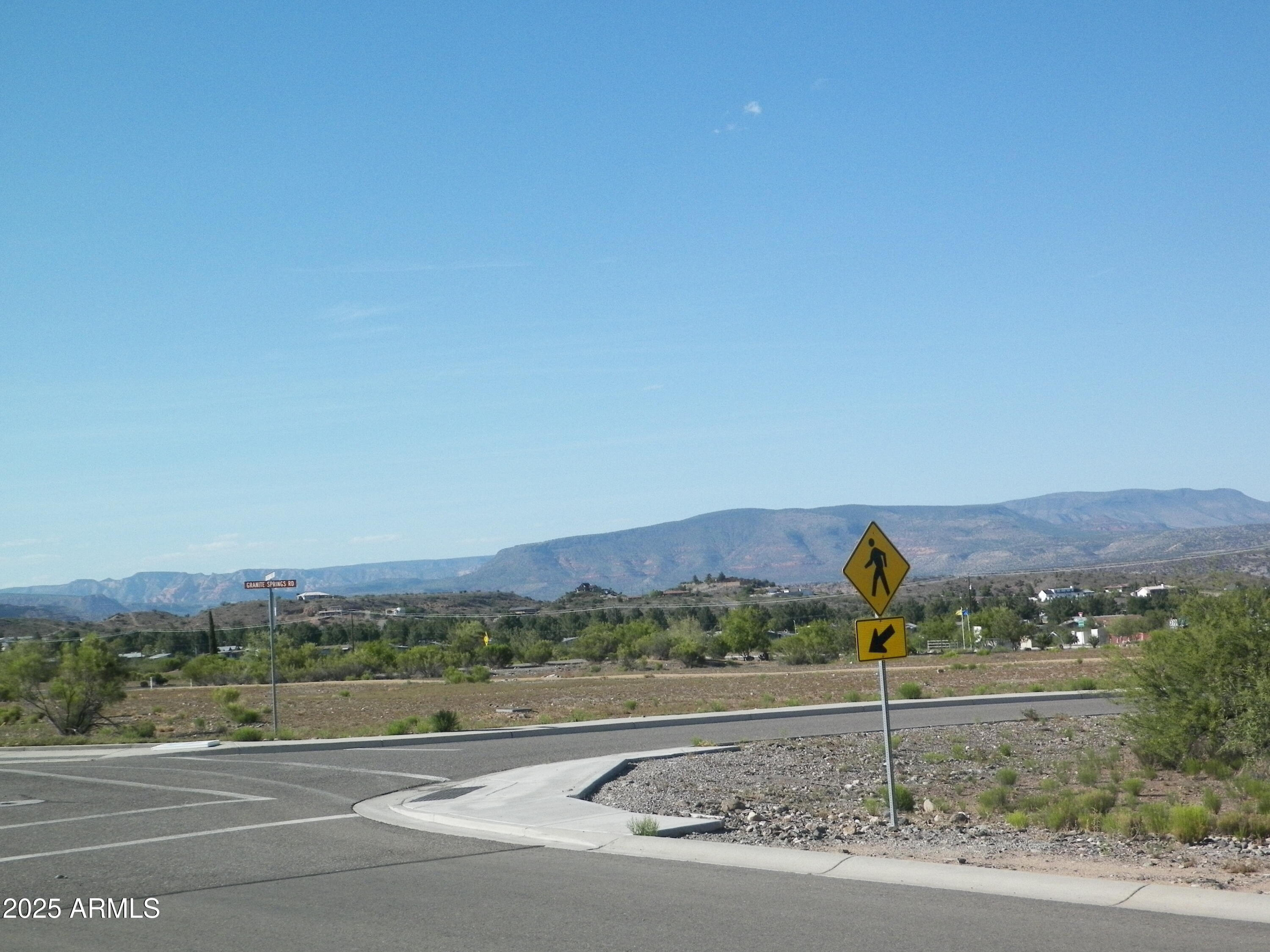 571 N Skyline Boulevard 242