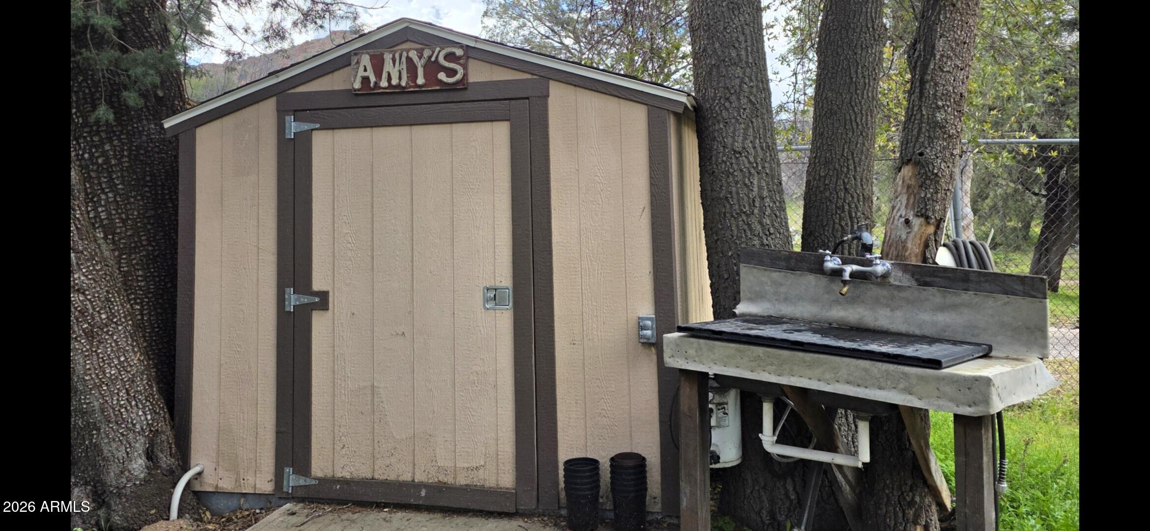 51727 E US HIGHWAY 60 Highway E