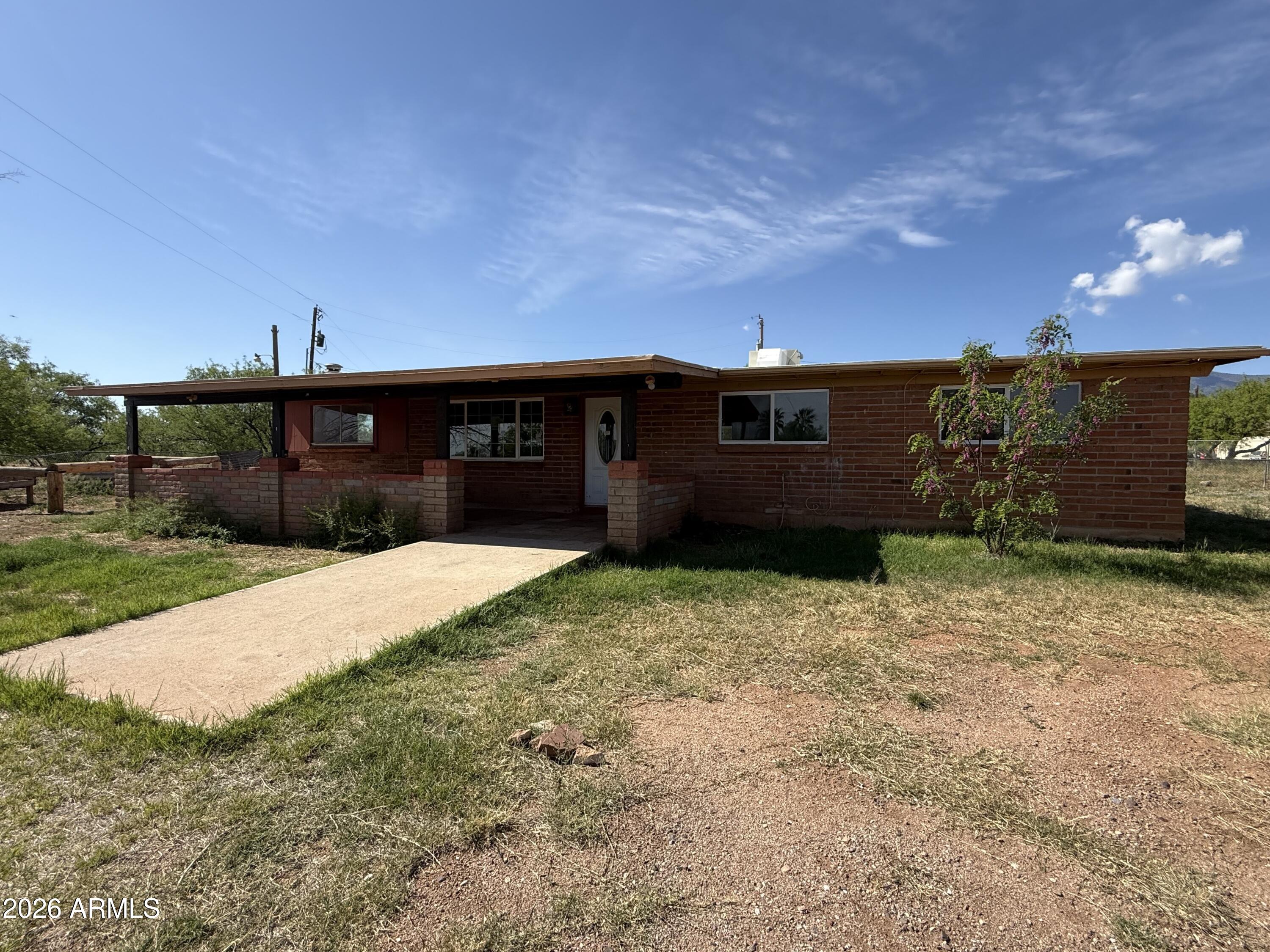 GOLDEN MEADOWS - Residential