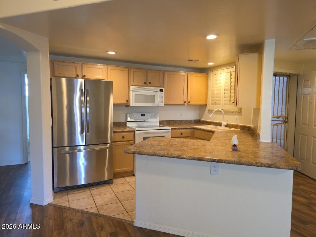 5249 E Shea Boulevard 103