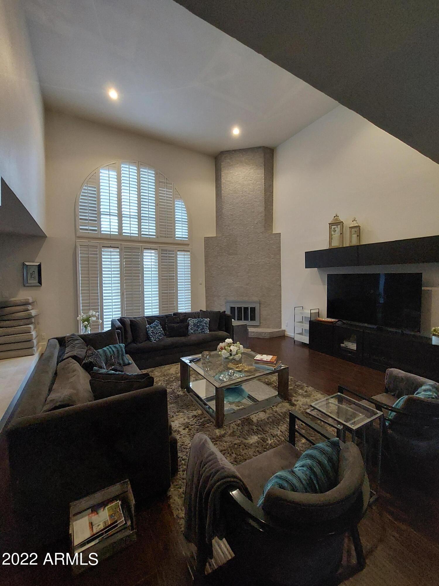 7598 E Pleasant Run --