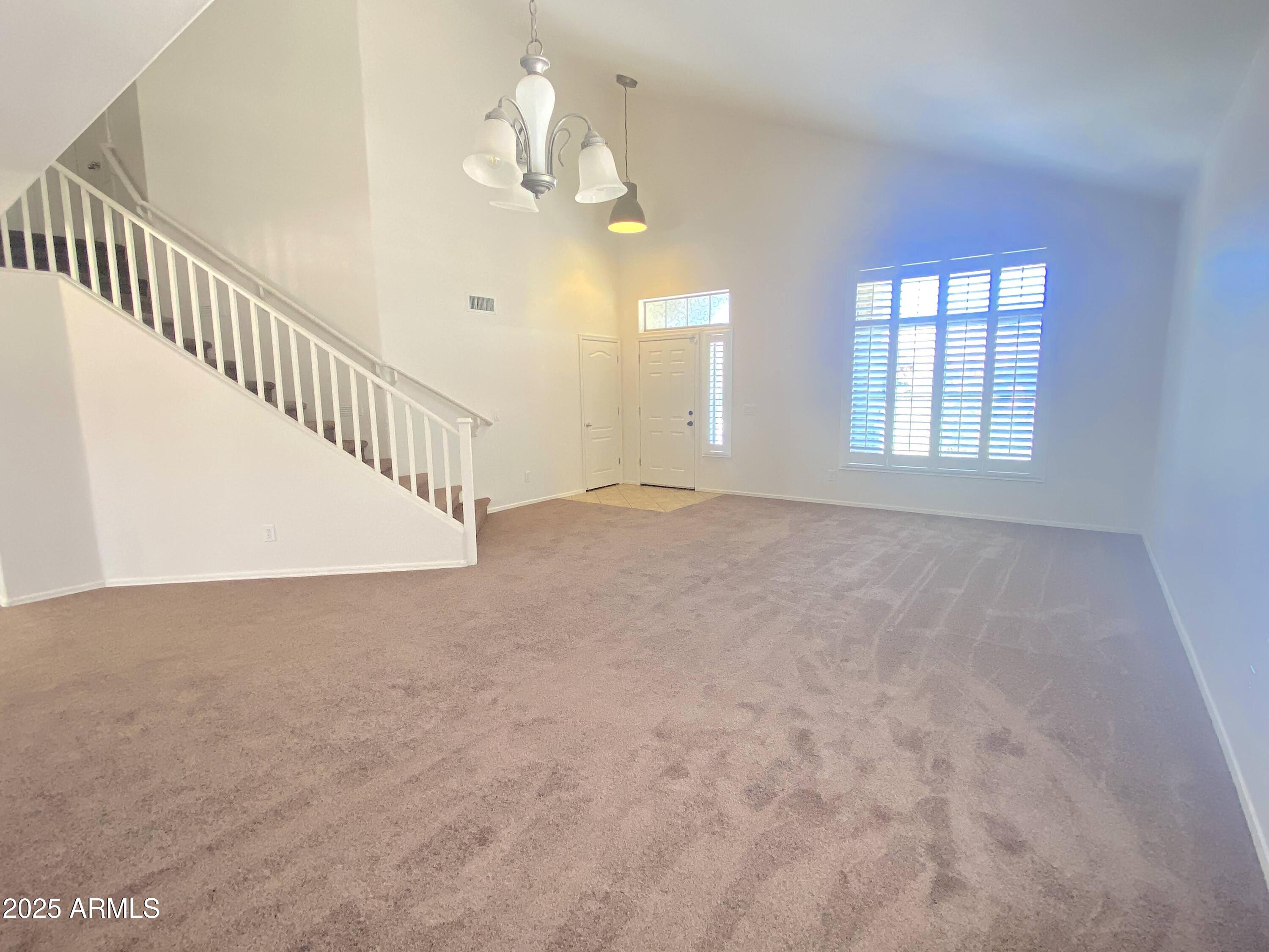 2036 W QUICK DRAW Way