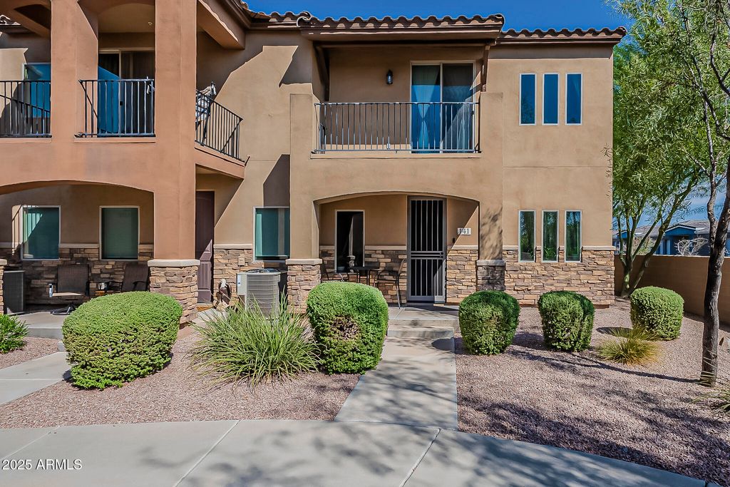 Photo of 2821 S Skyline #141, Mesa, AZ 85212 (MLS # 6928904)