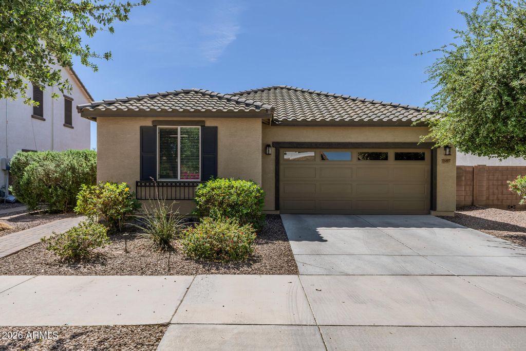 Photo of 21005 E Pecan Lane, Queen Creek, AZ 85142 (MLS # 7004072)