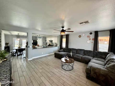 A home in El Mirage