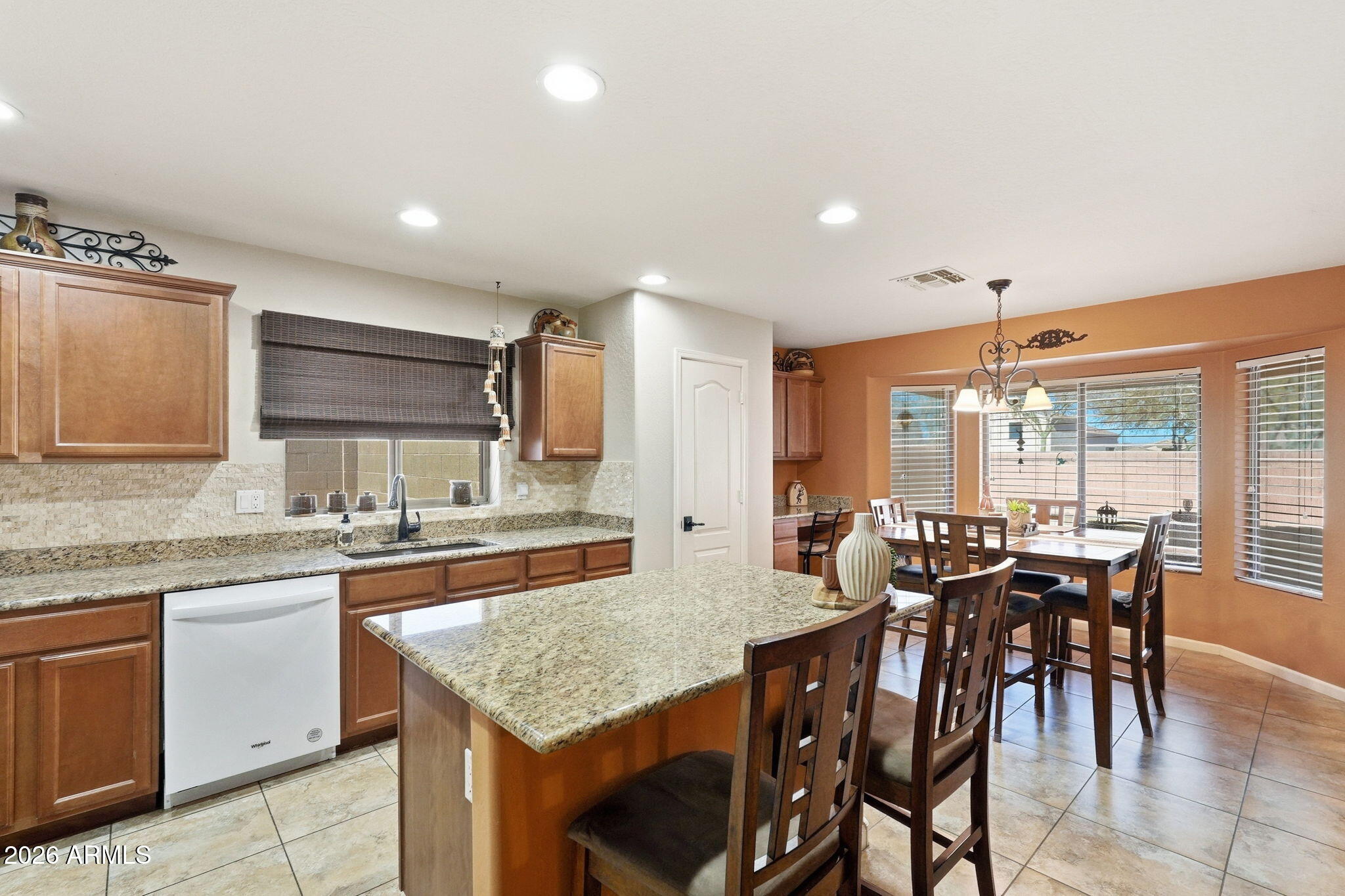 2107 N ST BONITA Lane