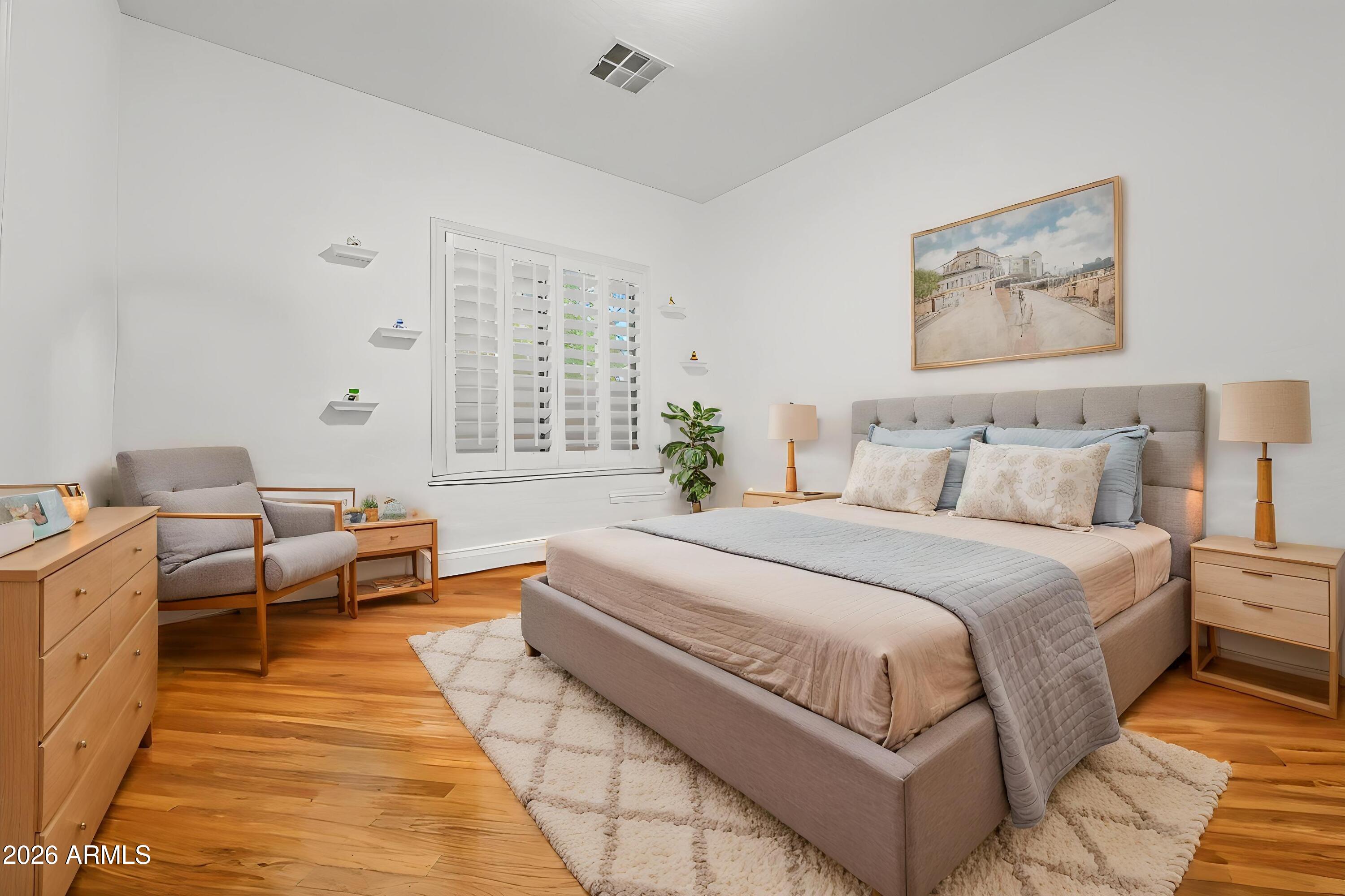 EAGLE CANYON - Residential