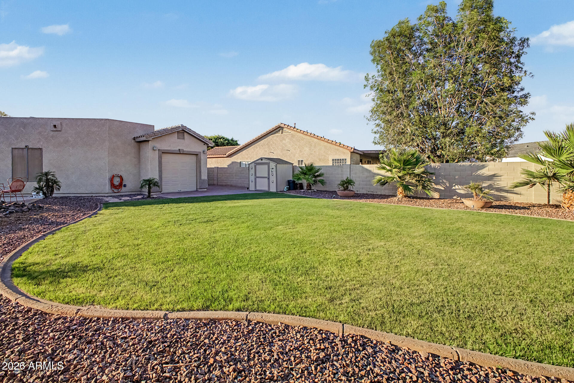 EAGLE CANYON - Residential