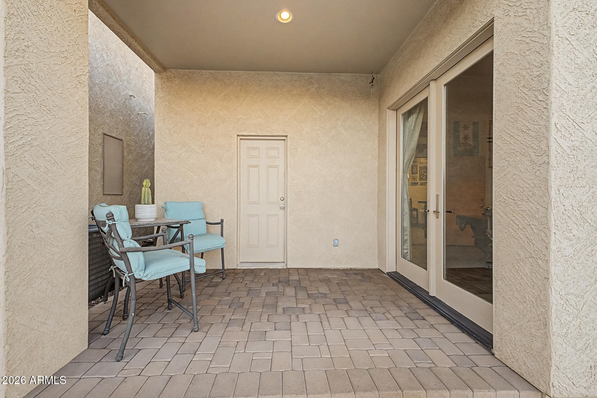 EAGLE CANYON - Residential