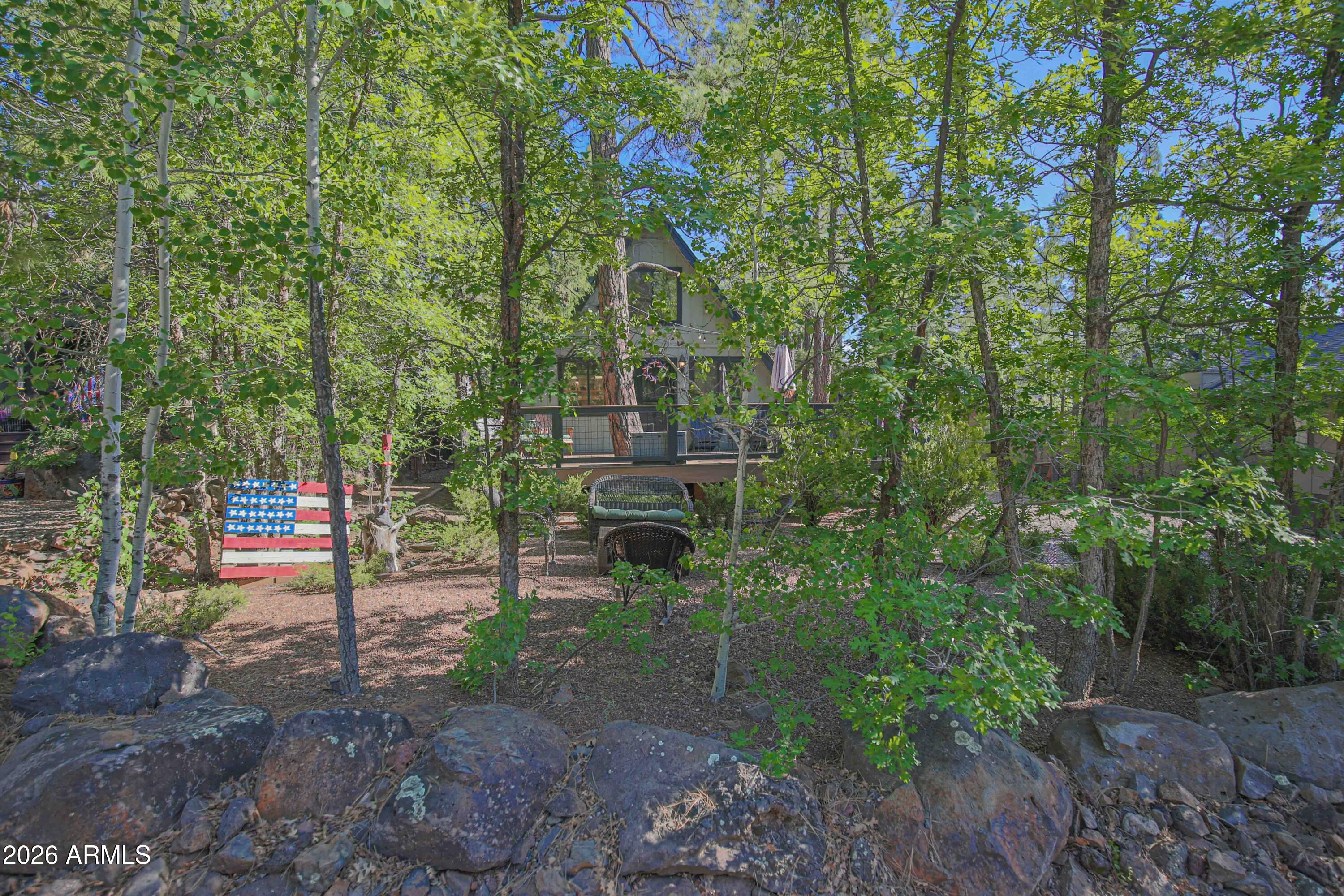 1255 E THUNDERBIRD Trail