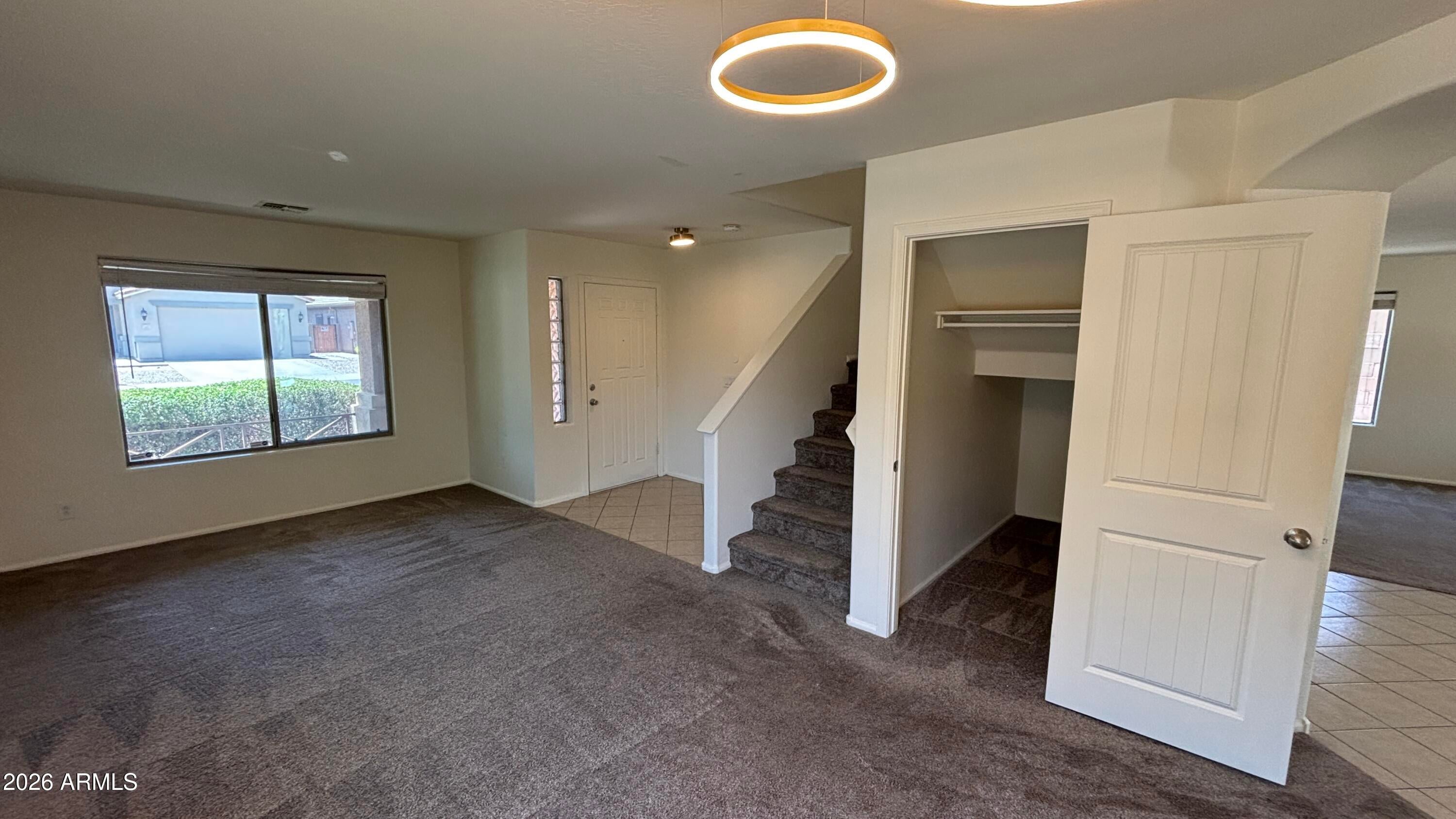 624 W MESQUITE TREE Lane