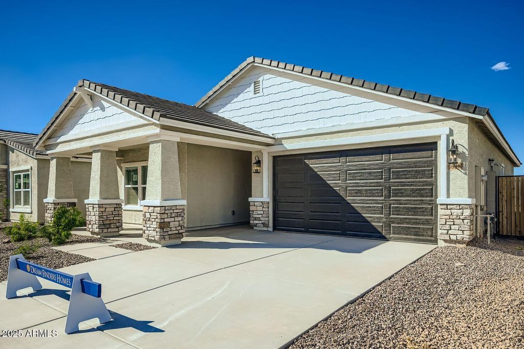 Photo of 36814 W Santa Maria Street, Maricopa, AZ 85138 (MLS # 6930763)