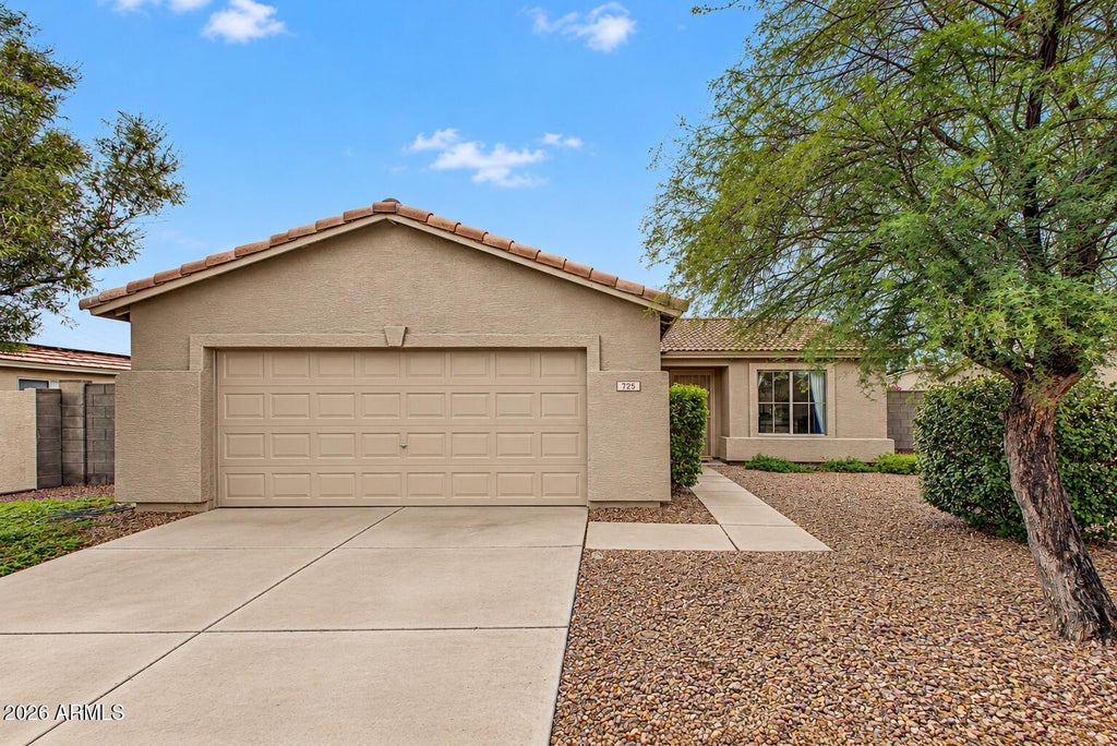 Photo of 725 E Long Avenue, Buckeye, AZ 85326 (MLS # 7085207)