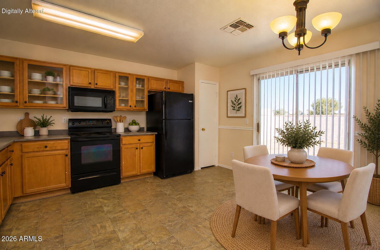 585 W JARDIN Loop