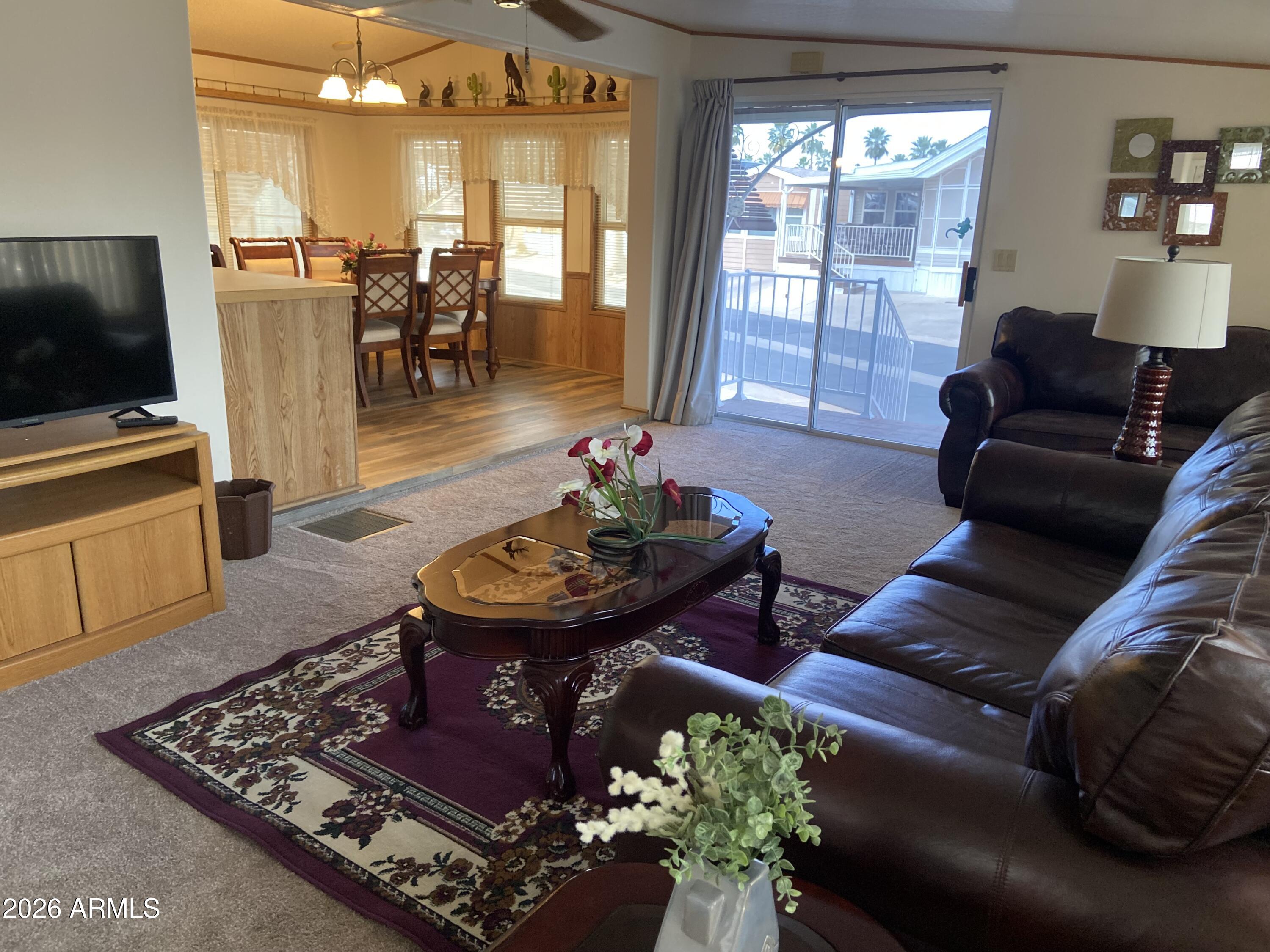 1495 W PAWNEE Avenue