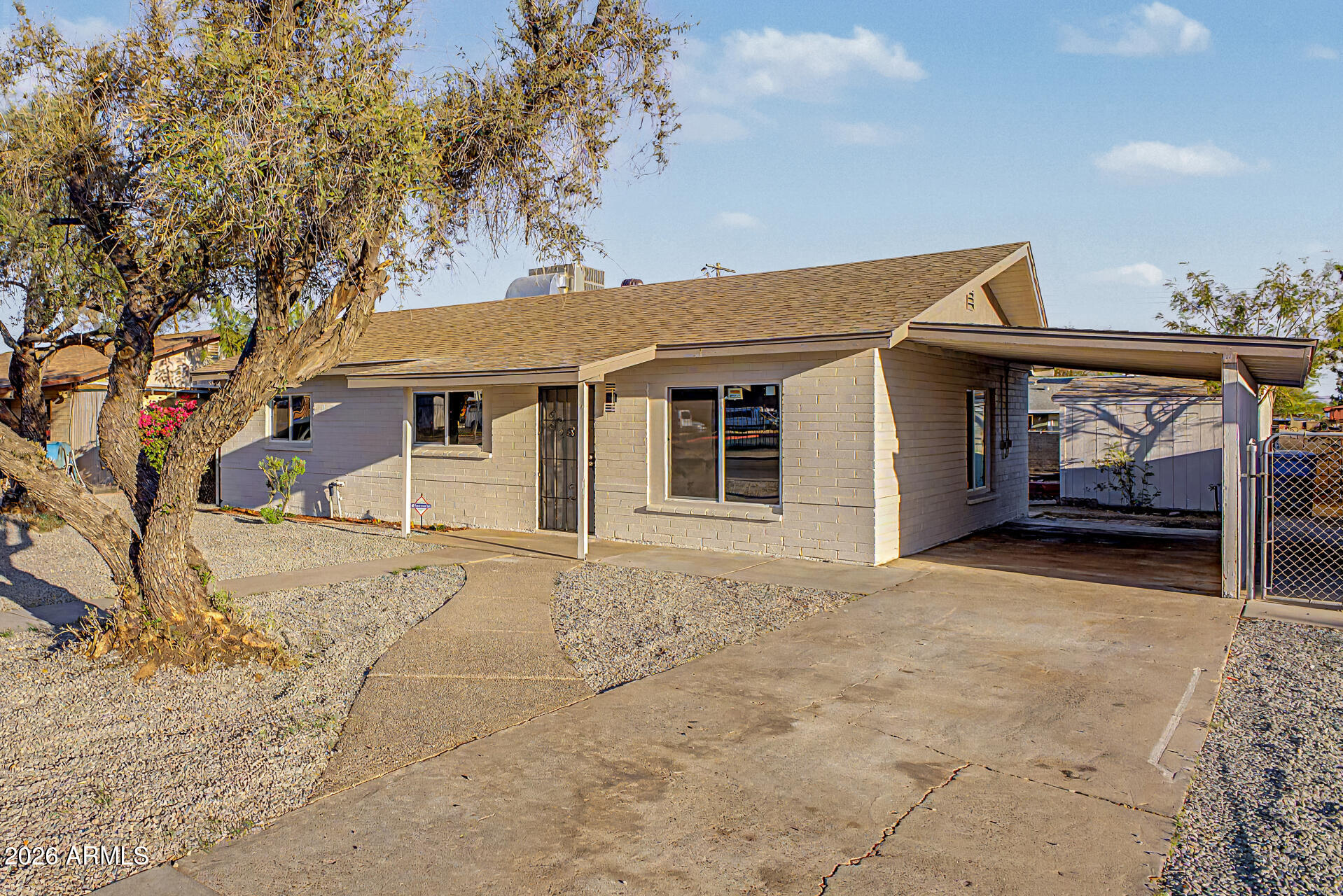 2611 W OSBORN Road