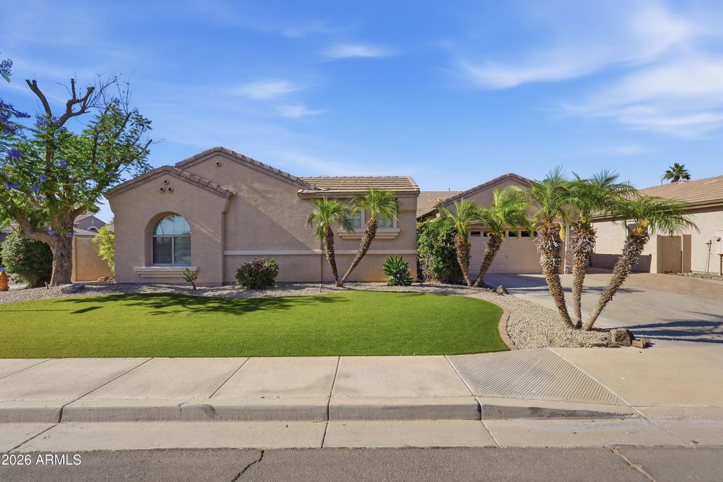 Photo of 2576 E Westchester Drive, Chandler, AZ 85249 (MLS # 7024914)