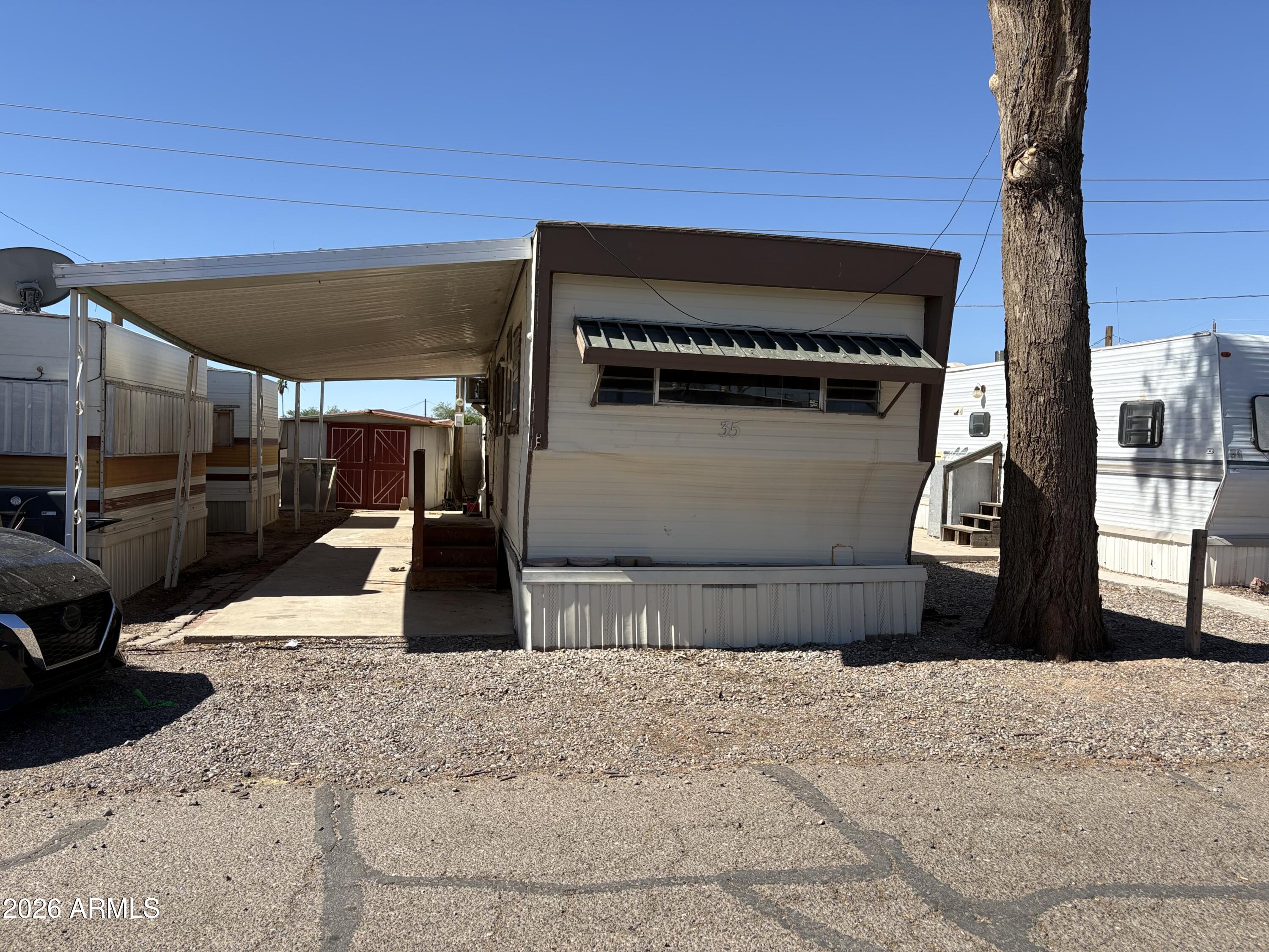 517 N AVENUE A -- 35