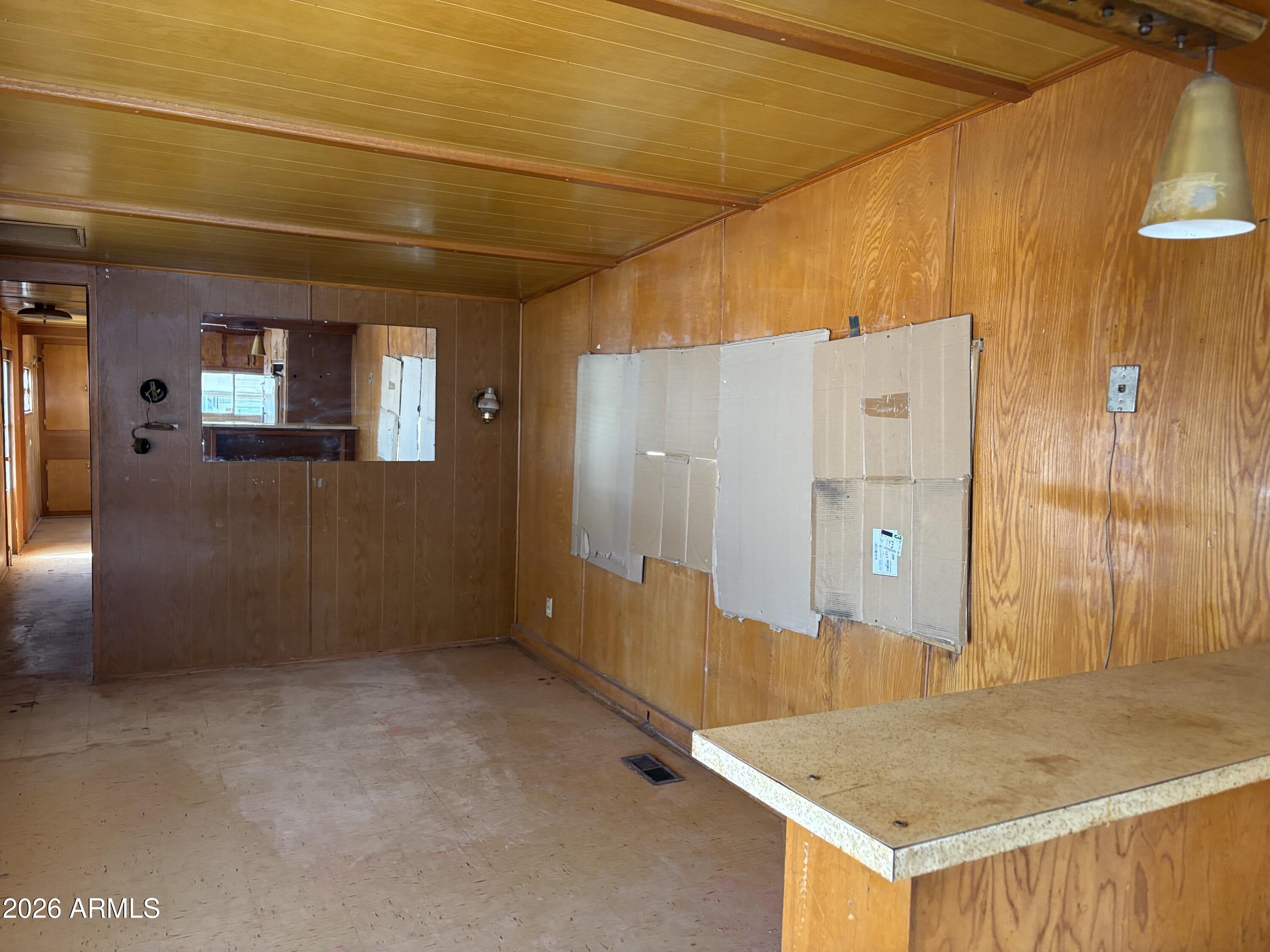517 N AVENUE A -- 35