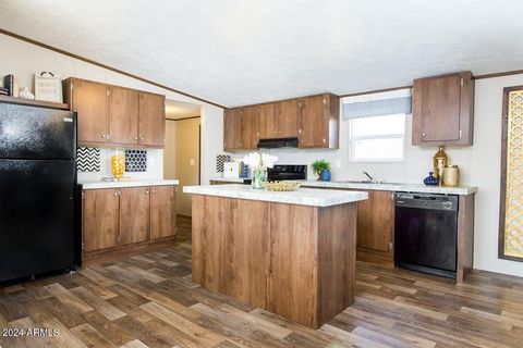 Manufactured Home in Casa Grande AZ 2557 Thacher Drive 8.jpg