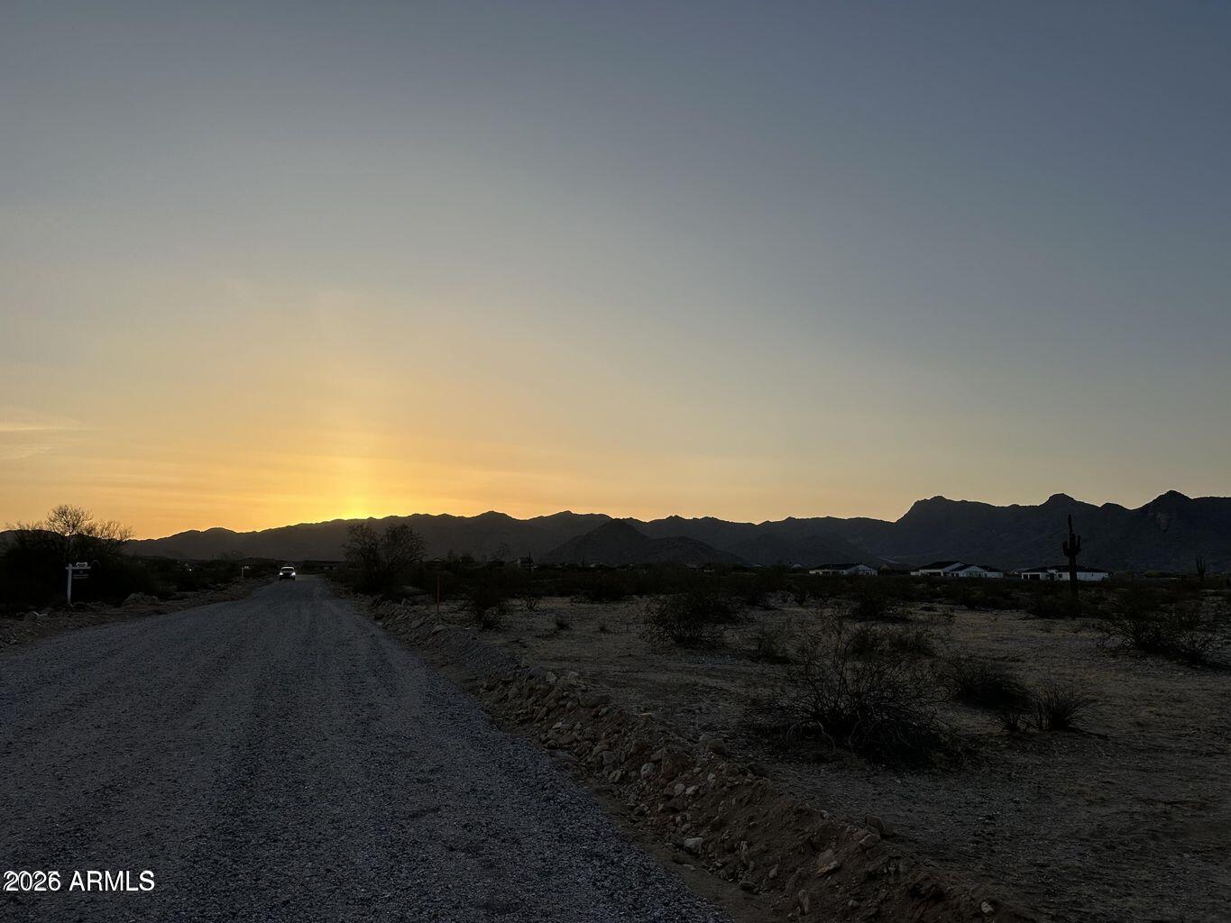 2xxxxx W Meadowbrook Avenue 4