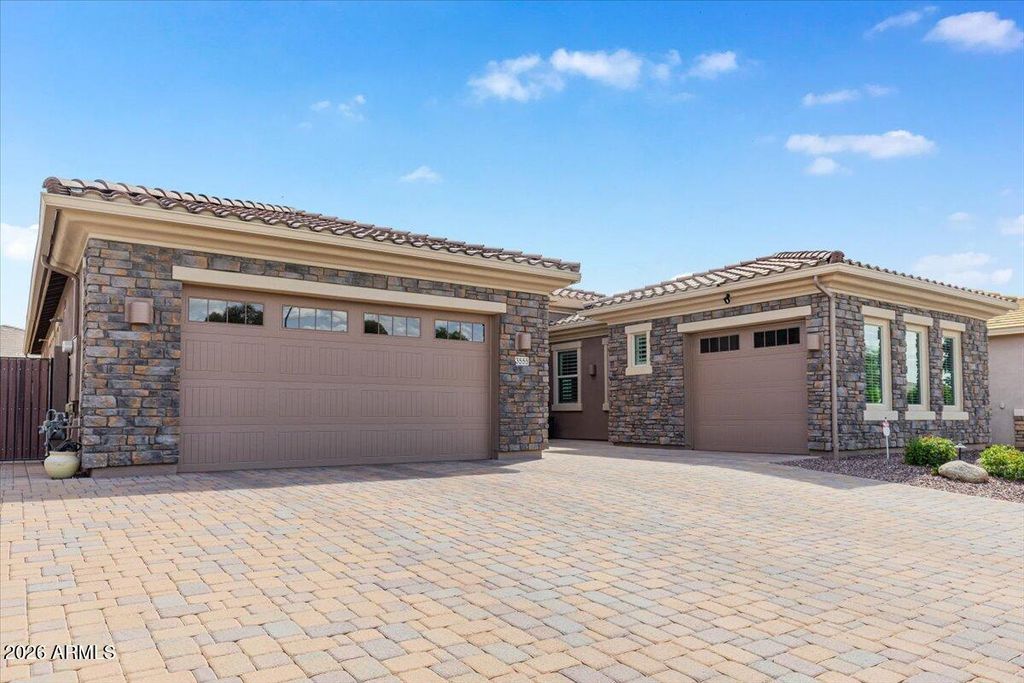 Photo of 3555 E Lantana Drive, Chandler, AZ 85286 (MLS # 7020365)