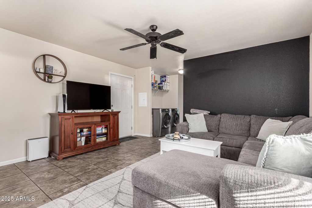 Photo of 7810 W Peoria Avenue #121, Peoria, AZ 85345 (MLS # 6917577)