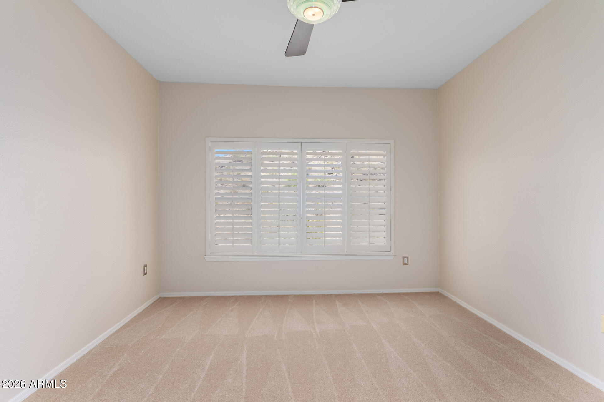 MOUNTAIN CANYON CONDOMINIUM - Residential