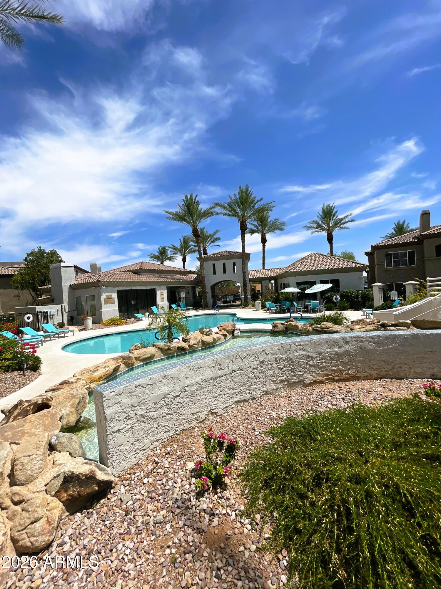 MOUNTAIN CANYON CONDOMINIUM - Residential
