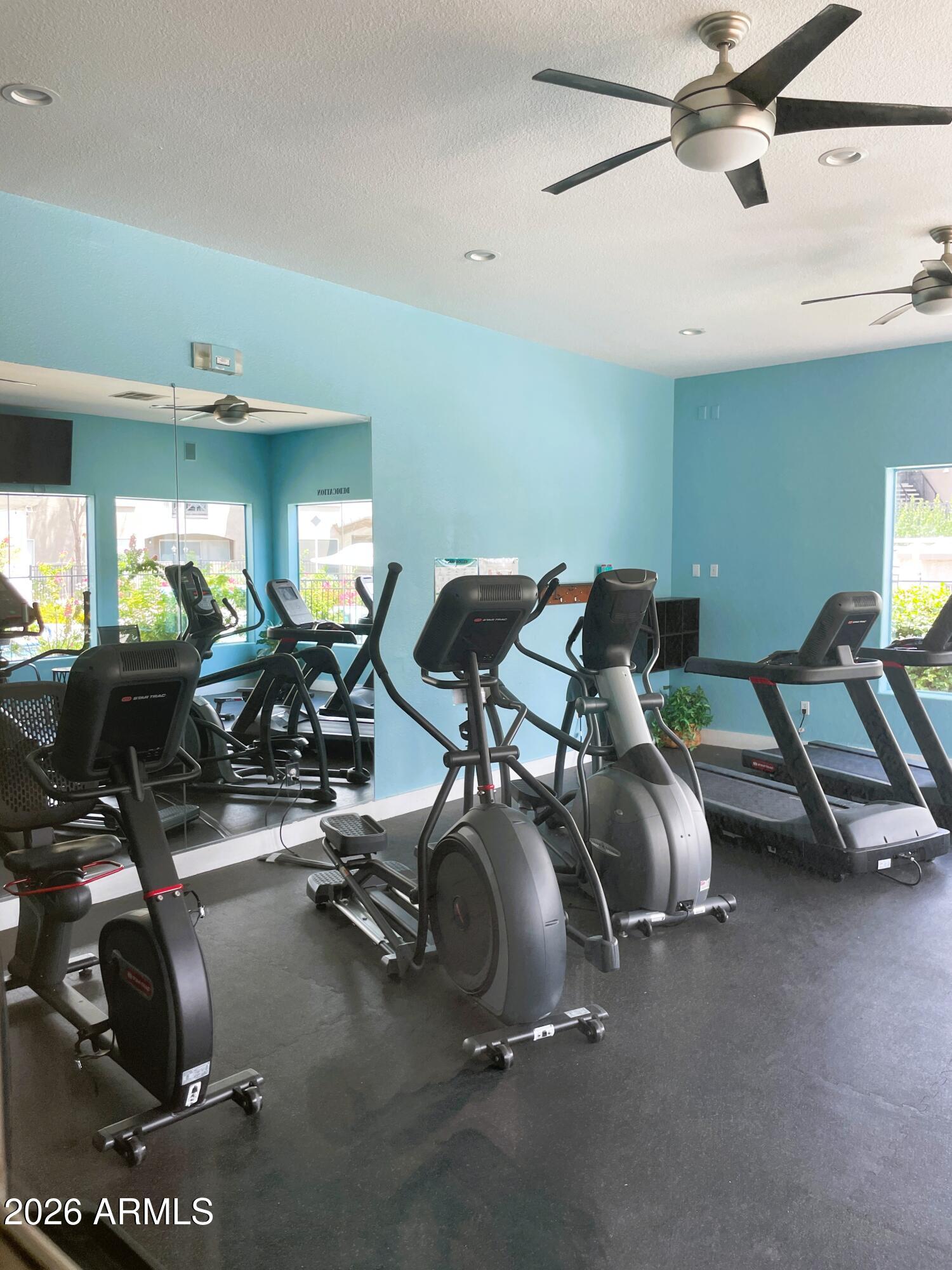 MOUNTAIN CANYON CONDOMINIUM - Residential