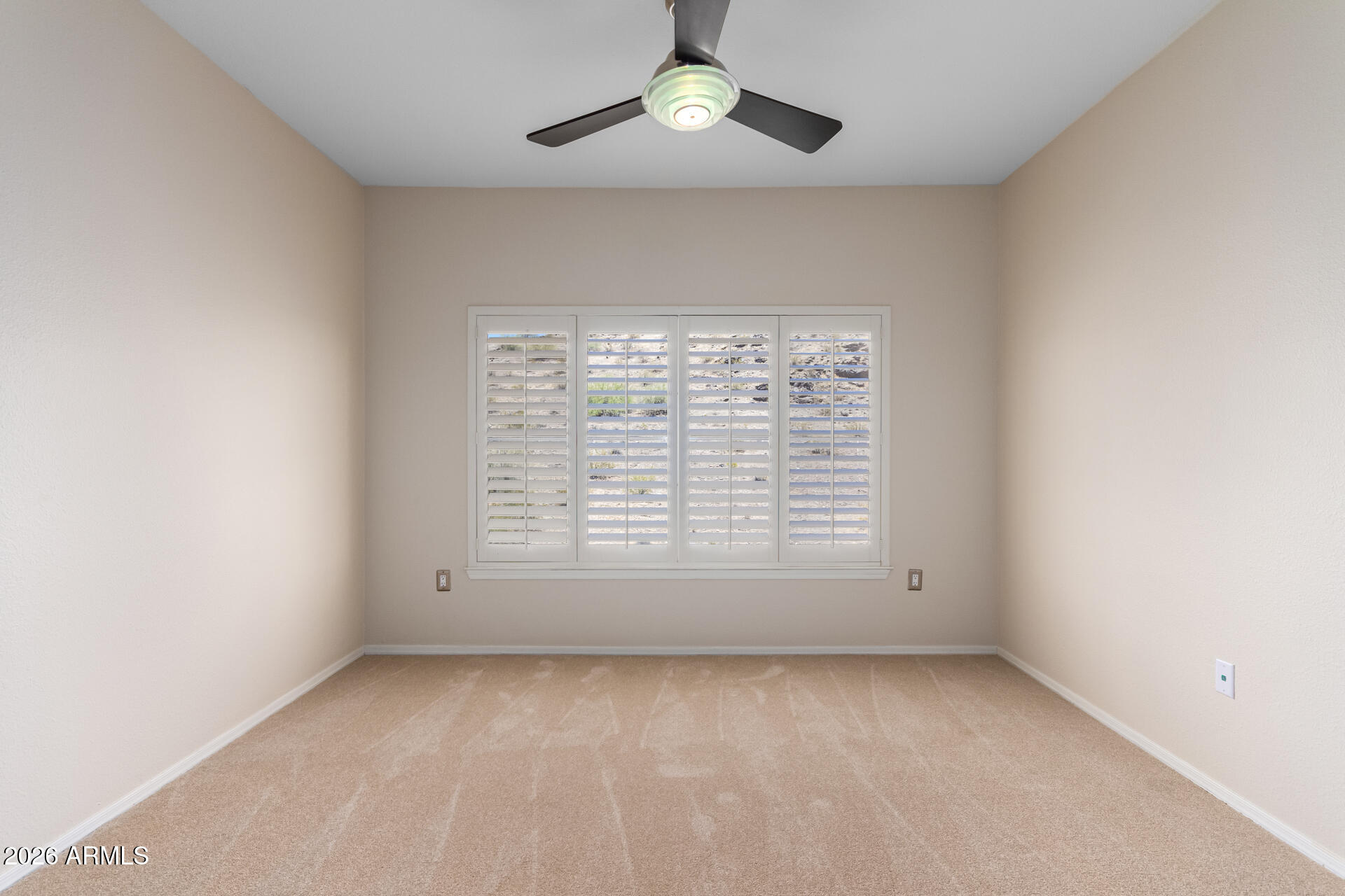MOUNTAIN CANYON CONDOMINIUM - Residential