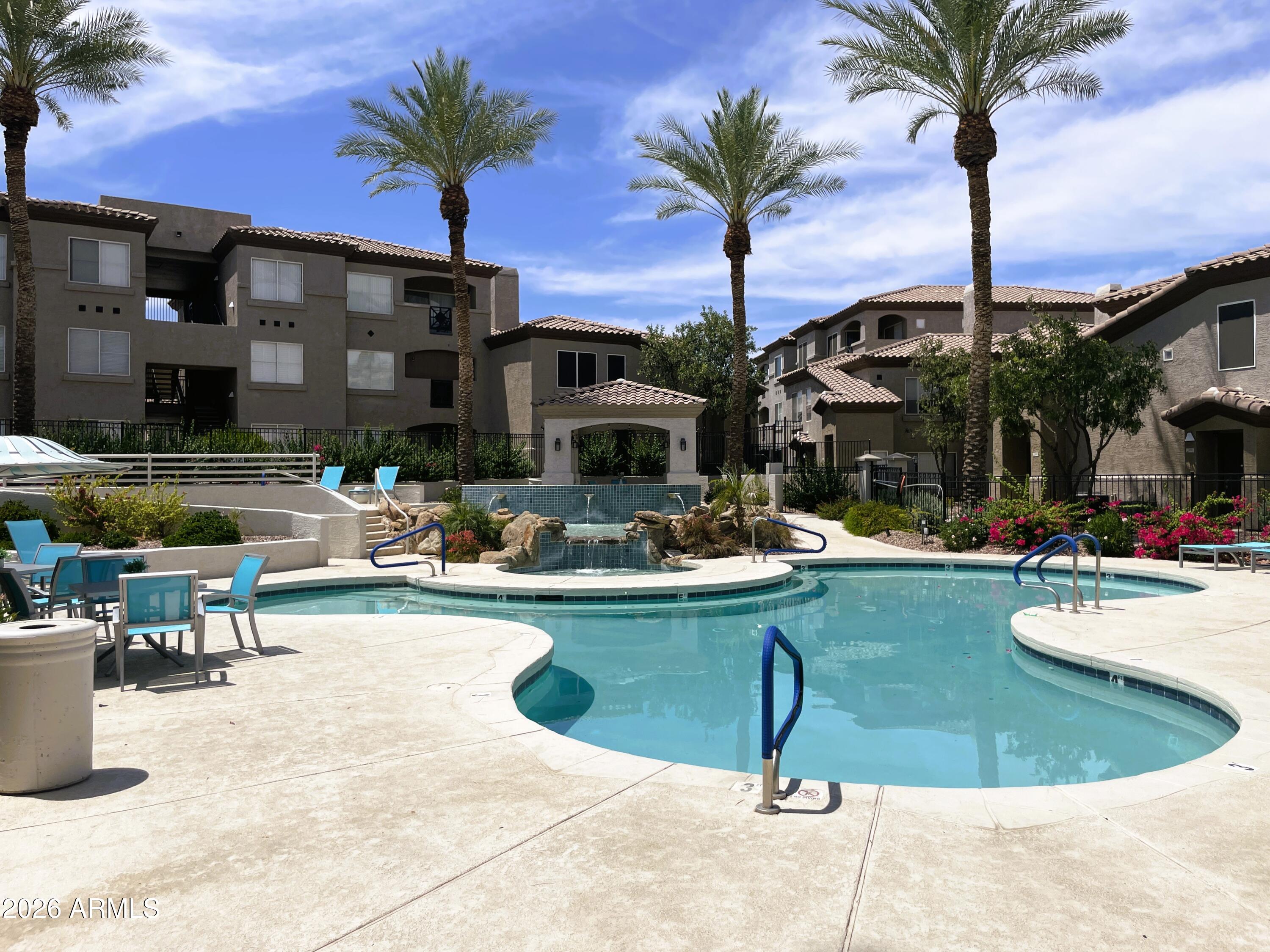 MOUNTAIN CANYON CONDOMINIUM - Residential