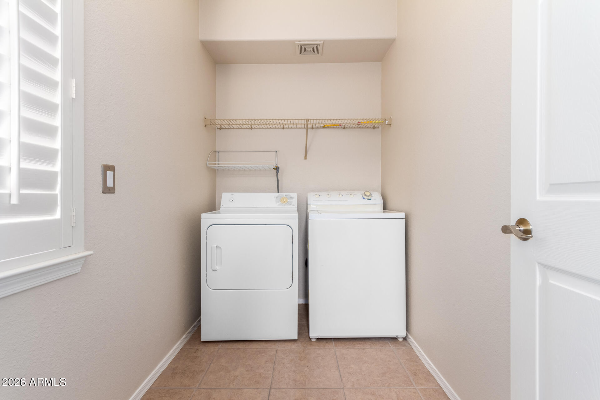 MOUNTAIN CANYON CONDOMINIUM - Residential