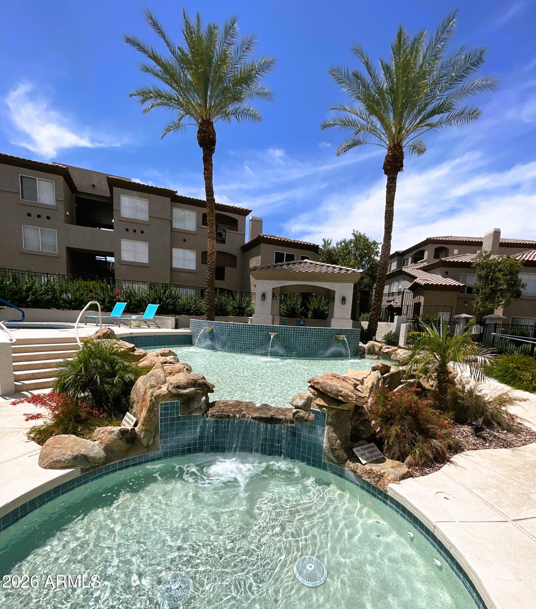 MOUNTAIN CANYON CONDOMINIUM - Residential