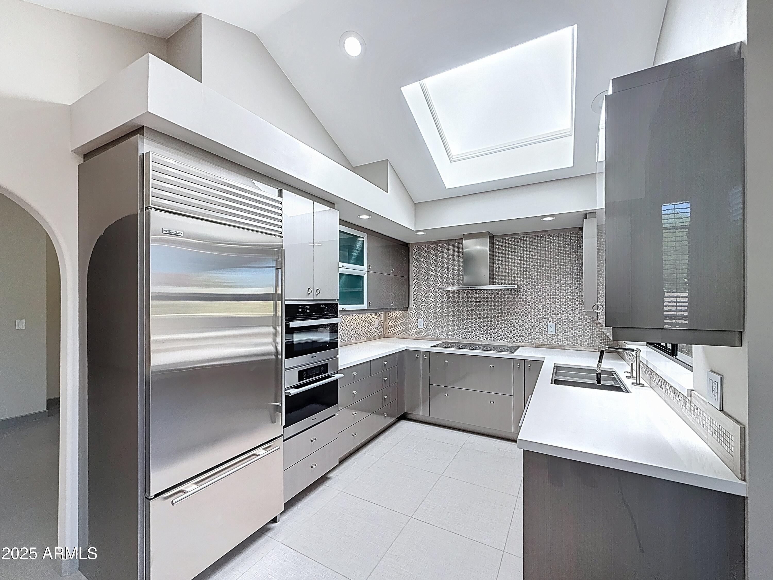 25150 N WINDY WALK Drive 13